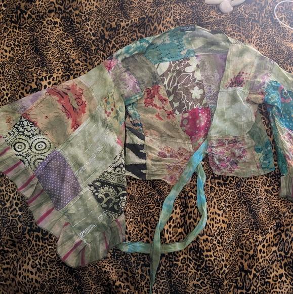 Mid sleeve cropped wrap top with flared sleeves - Picture 1 of 2